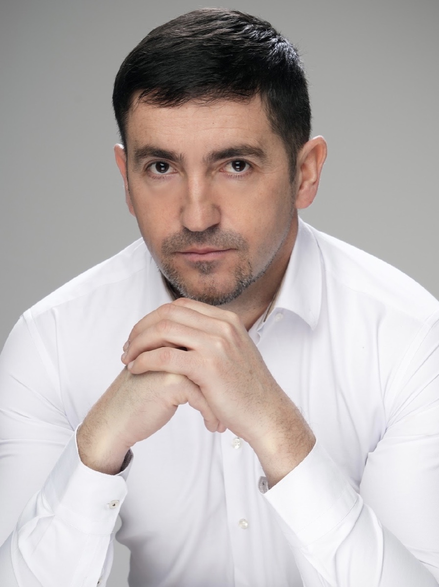 Boris Projović — President and PR